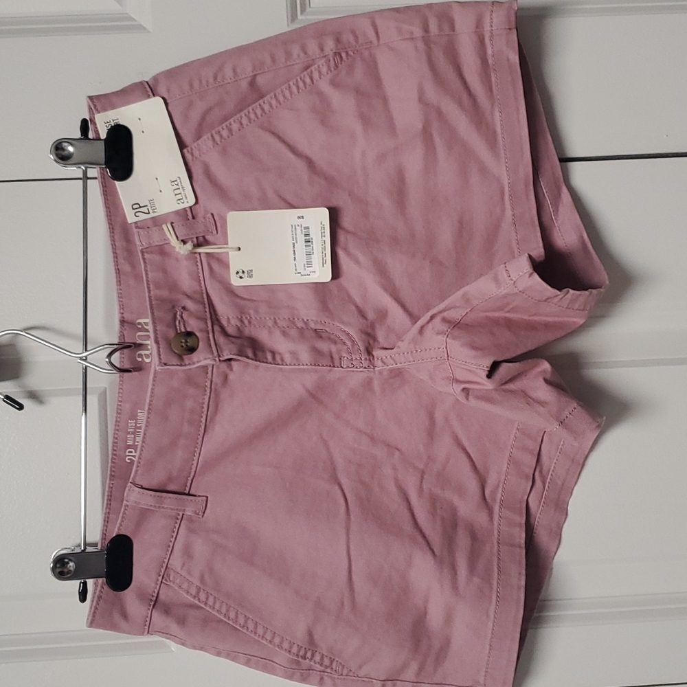 BNWT a.n.a Mid Rise Shorts